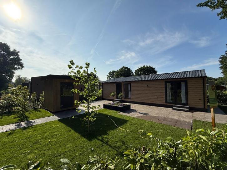 Luxe recreatiechalet aan vijverpartij in Harderwijk!, Huizen en Kamers, Recreatiewoningen te koop, Gelderland, Chalet