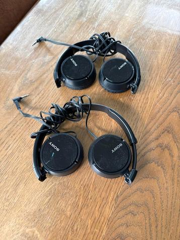 Sony Koptelefoons - 2 Stuks beschikbaar voor biedingen