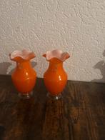 Oranje glazen vaasjes - Set van 2, Oranje, Ophalen of Verzenden, Minder dan 50 cm, Glas
