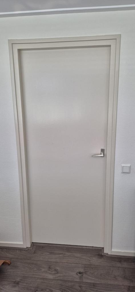 GRATIS binnendeuren beschikbaar - snel afhalen!, Doe-het-zelf en Verbouw, Deuren en Horren, Gebruikt, Binnendeur, 200 tot 215 cm