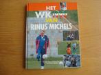 Voetbalboek WK 1990 Rinus Michels, Boeken, Ophalen of Verzenden, Zo goed als nieuw, Balsport