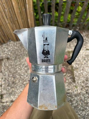 Mokkapot beschikbaar voor biedingen