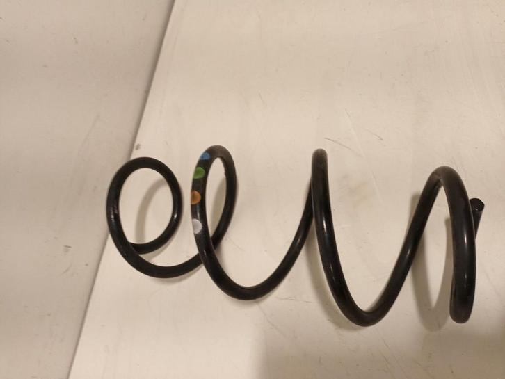 Spiraalveer achter links of rechts uitwisselbaar Mercedes-Be, Auto-onderdelen, Ophanging en Onderstel, Mercedes-Benz, Gebruikt