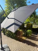 Zweefparasol Platinum 2.7m x 2.7m, Tuin en Terras, Parasols, Ophalen, Kantelbaar, 2 tot 3 meter, Zweefparasol