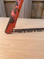 Vintage Boomzaag met Rood Frame - Antiek Gereedschap Zaag Bo, Ophalen of Verzenden
