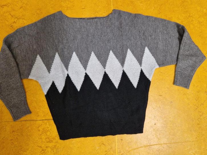 Nieuwe dames trui Van BONPRIX maat 36/38, Kleding | Dames, Truien en Vesten, Nieuw, Maat 36 (S), Zwart, Ophalen of Verzenden