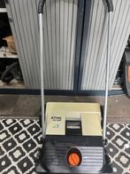 STIHL KG 550 mechanische veegmachine, Tuin en Terras, Ophalen, Zo goed als nieuw, Stihl