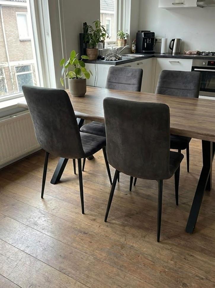 4x Industriële antraciet suede look eetkamerstoelen, Huis en Inrichting, Stoelen, Zo goed als nieuw, Vier, Metaal, Stof, Grijs