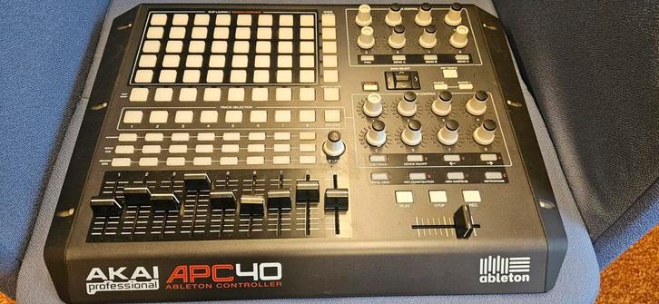 AKAI APC40 Ableton Controller - Perfect voor Producers!, Muziek en Instrumenten, Midi-apparatuur, Gebruikt, Ophalen