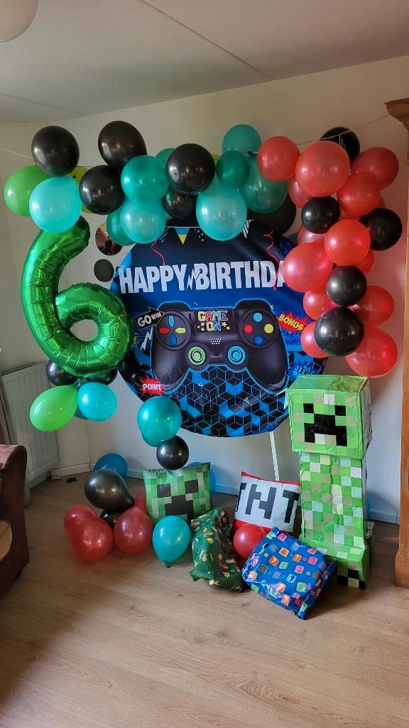 Kinderfeestje Cirkel MINECRAFT game on verjaardag huur huren, Hobby en Vrije tijd, Feestartikelen | Verhuur, Zo goed als nieuw