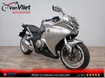 Leuke Honda VFR 1200 F bj 2010 Koopje.! beschikbaar voor biedingen