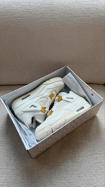 Air Jordan 4 Metallic Gold maat 40 nieuw beschikbaar voor biedingen