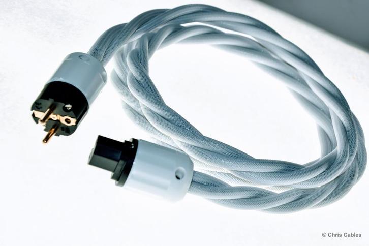 'World of Twist' audiophile netkabel van Chris Cables, Audio, Tv en Foto, Audiokabels en Televisiekabels, Nieuw, Overige kabels