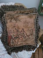 Oud gobelin kussen, Huis en Inrichting, Woonaccessoires | Kussens, Heikant 21 Kaatsheuvel, Overige kleuren, Belle Vieille Brocante