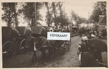 Fotokaart Opmeer - defilé van paardenkarren - volk beschikbaar voor biedingen
