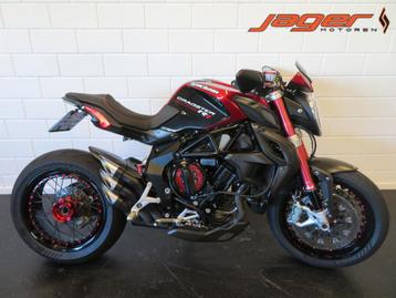 MV Agusta DRAGSTER 800 RR SUPER STRAK! (bj 2016) beschikbaar voor biedingen