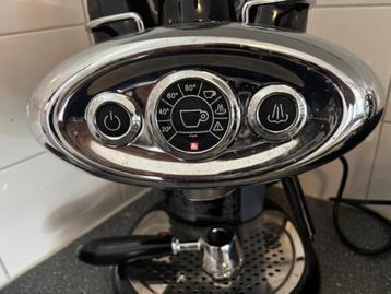 Iperespresso Illy zeer weinig gebruikt beschikbaar voor biedingen