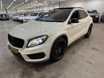 Mercedes-Benz GLA-klasse 200 Prestige / PANORAMADAK / AUTOMA, 65 €/maand, Euro 6, 715 kg, Leder en Stof