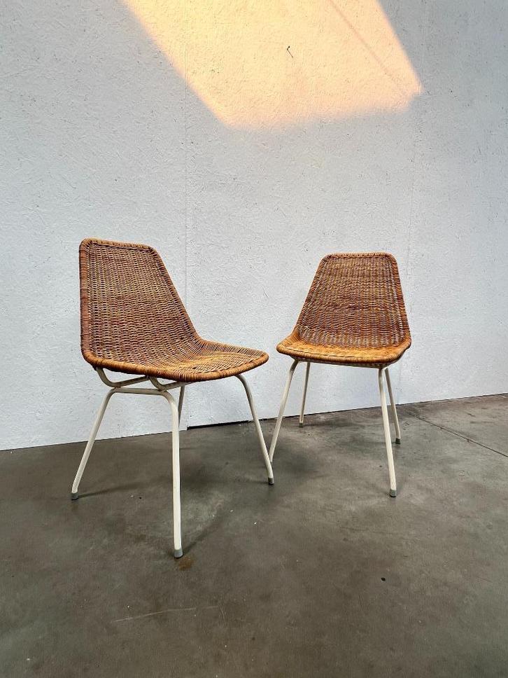 Tweetal vintage rotan stoelen, Dirk van Sliedregt, 1960's, Huis en Inrichting, Stoelen, Gebruikt, Twee, Metaal, Riet of Rotan