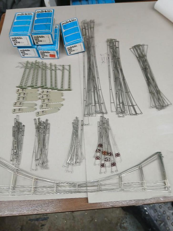 hele mooie grote partij bovenleiding marklin 125 delig, Hobby en Vrije tijd, Modeltreinen | H0, Zo goed als nieuw, Rails, Wisselstroom