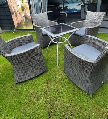 Tuinset wicker antraciet  beschikbaar voor biedingen