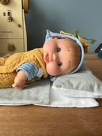 Baby pop met slaapzak nieuw uit Onil in Spanje, Ophalen of Verzenden, Zo goed als nieuw, Babypop