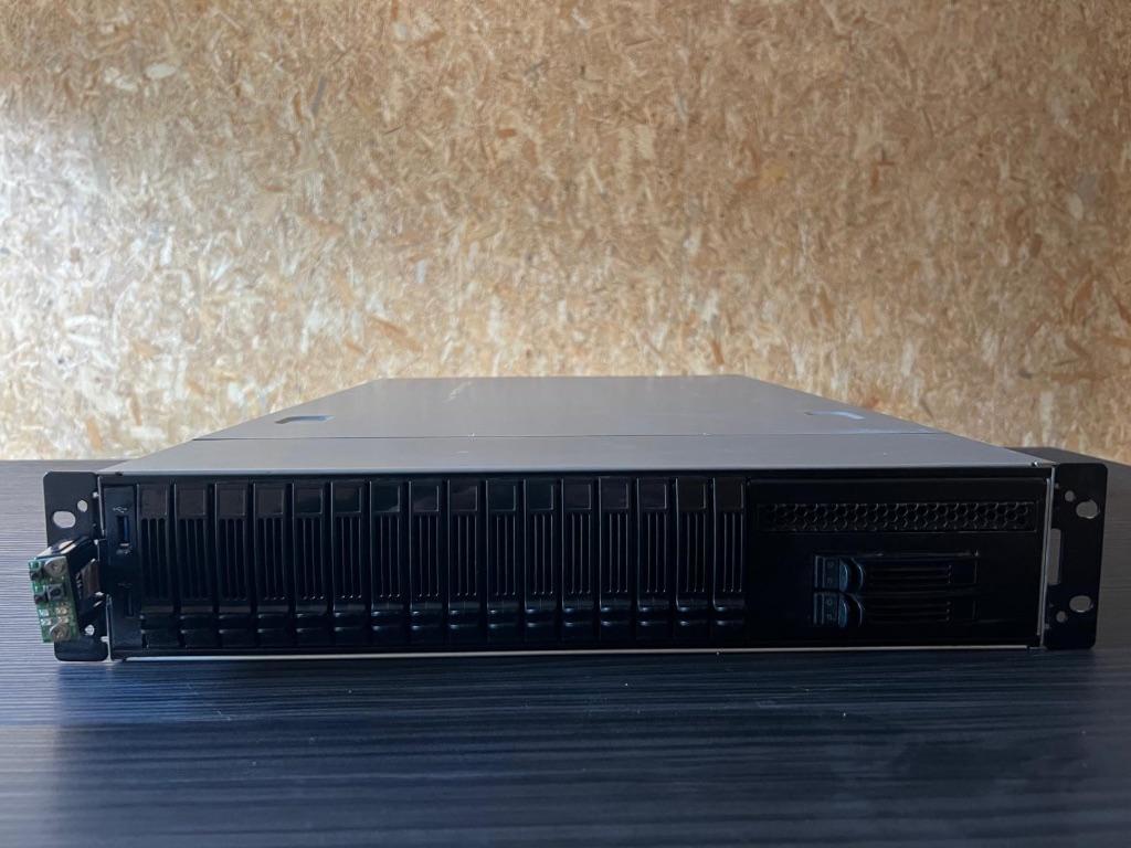 2U rackmount server NAS storage server met hot-swap bays, Ophalen of Verzenden, Zo goed als nieuw, 2 tot 3 Ghz