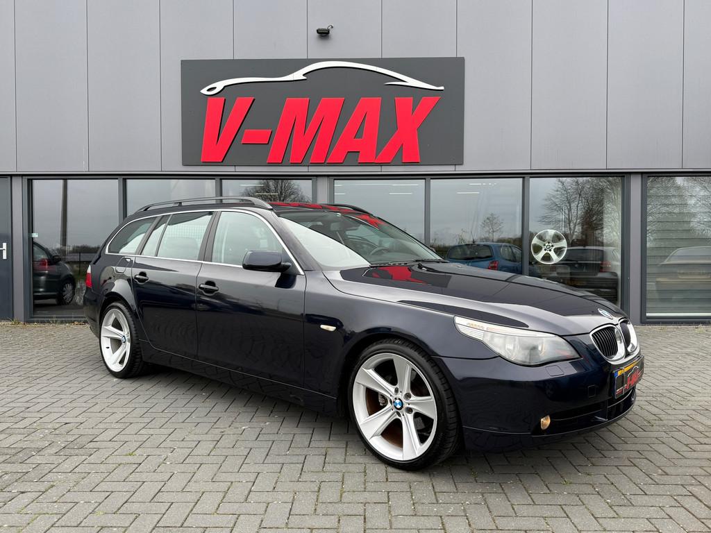 BMW 523i Touring AUT 159 DKM Navi Prof Camera Climate Cruise, Auto's, Automaat, 2497 cc, Blauw, 11 km/l
