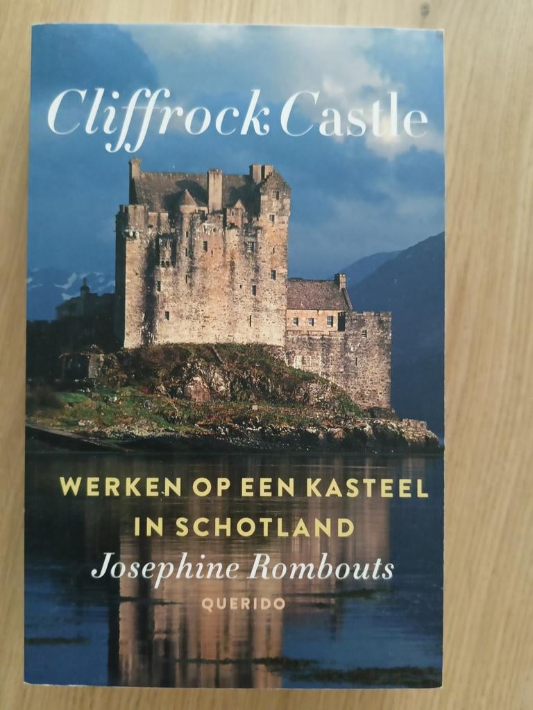 Cliffrock Castle - Josephine Rombouts, Ophalen of Verzenden, Zo goed als nieuw