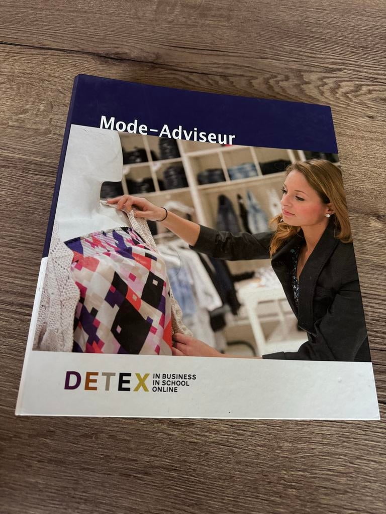 DETEX Mode-Adviseur opleiding klapper compleet, Boeken, Mode, Gelezen, Studie en Technieken, Ophalen