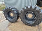 New holland velgen 15x28 en diverse banden, Ophalen