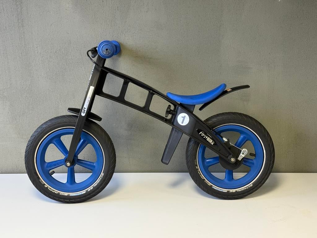 Loopfiets FirstBike Limited Edition Zwart Blauw Kunststof, Ophalen, Zo goed als nieuw, Minder dan 16 inch