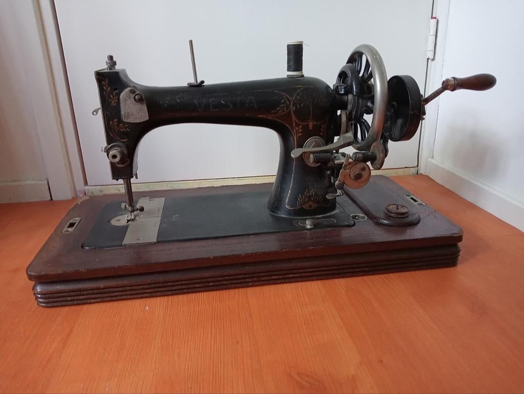 Handnaaimachine, Antiek en Kunst, Antiek | Naaimachines, Ophalen