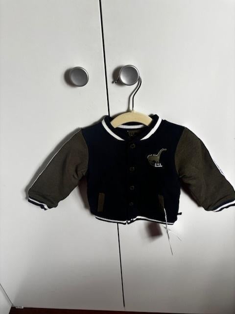 Omkeerbaar dik vest van Feetje maat 68 (advr 53), Kinderen en Baby's, Babykleding | Maat 68, Truitje of Vestje, Nieuw, Ophalen of Verzenden