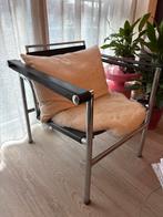 Design stoel 60x60x58 - Comfortabel en stijlvol, Gebruikt, Zwart, Leer, Ophalen of Verzenden