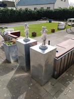 Engelse authentieke beelden, Ophalen