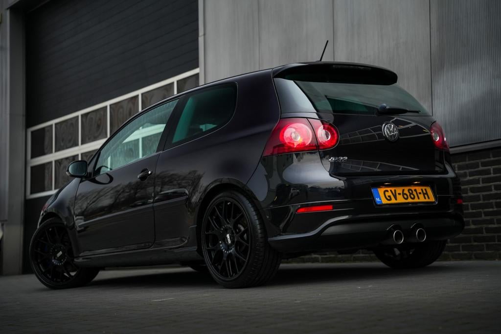 Volkswagen Golf R32 3.2 VR6 251 pk / 4Motion/ Handgeschakeld, Auto's, Gebruikt, 3189 cc, 252 pk, Zwart