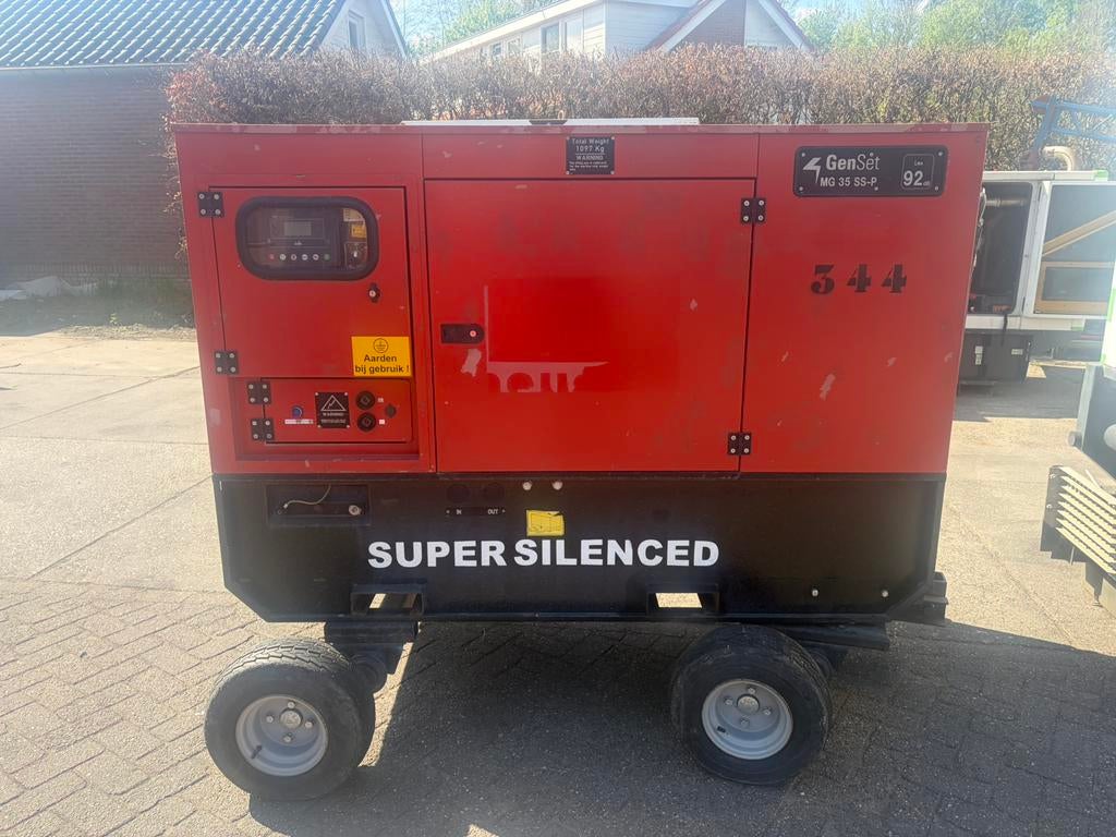 Genset MG 35 SS-P 35 kVA aggregaat + interne lasmachine, Ophalen of Verzenden, Zo goed als nieuw, Dieselolie