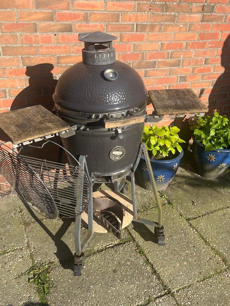 Grizzly Grills Kamado BBQ - Perfect voor buiten koken, Ophalen, Gebruikt