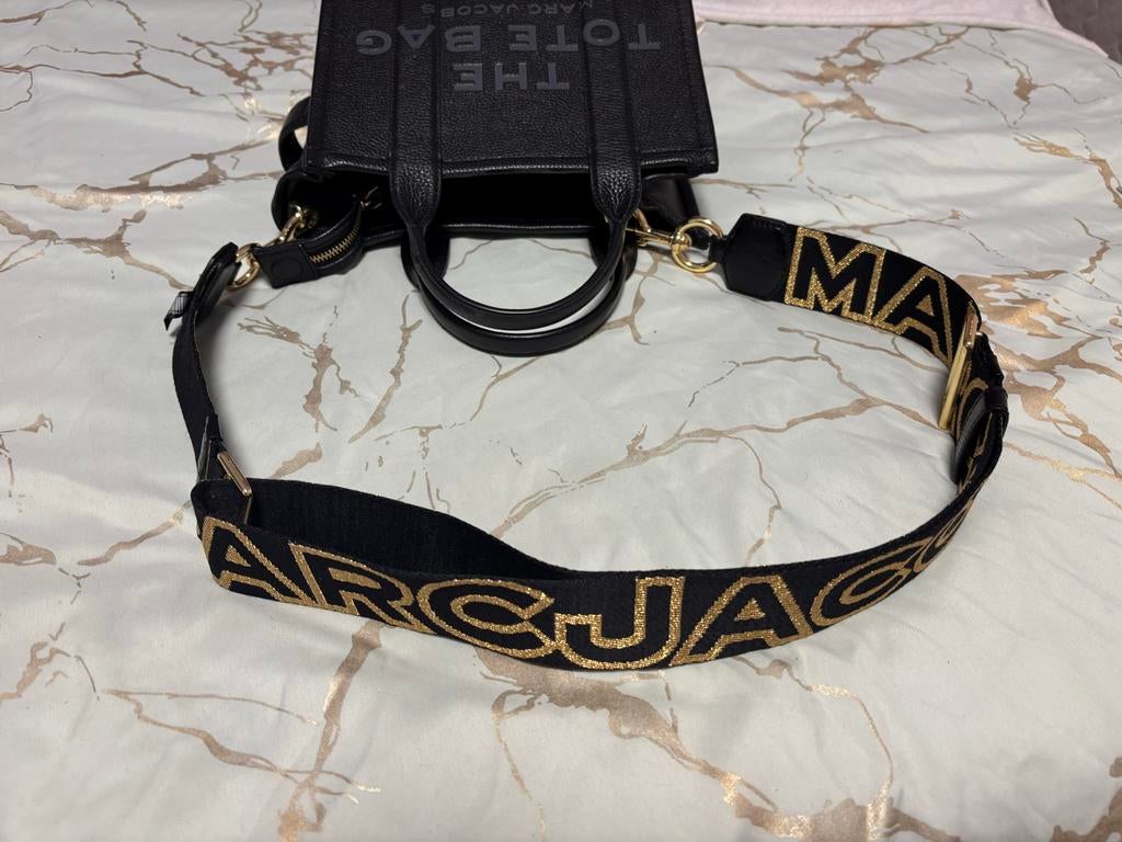 Marc Jacobs The Tote Bag Leer met 2 banden, Sieraden, Tassen en Uiterlijk, Tassen | Damestassen, Ophalen of Verzenden, Zo goed als nieuw