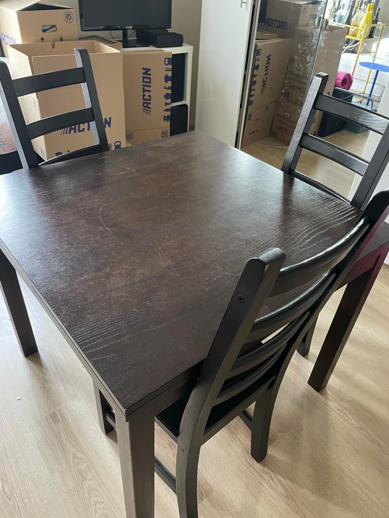 IKEA uitschuifbare tafel met 3 stoelen, Huis en Inrichting, Tafels | Eettafels, Ophalen, Gebruikt, 50 tot 100 cm, 50 tot 100 cm