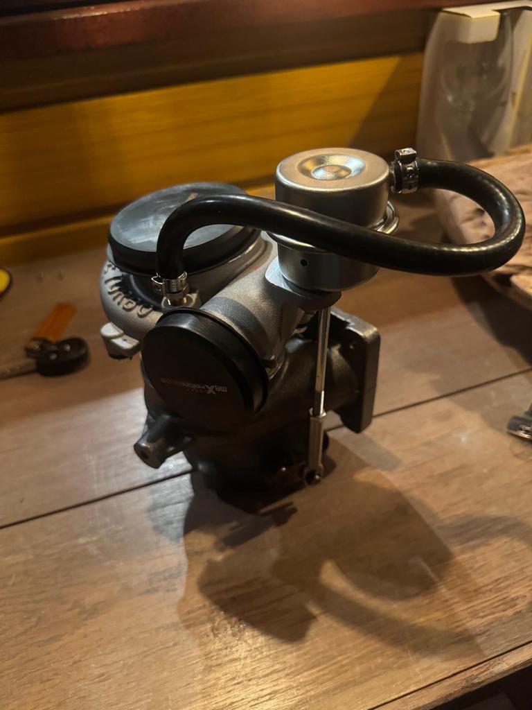 Turbo Saab 9-5 2.3T - Nieuw in doos, Ophalen of Verzenden, Nieuw, Saab