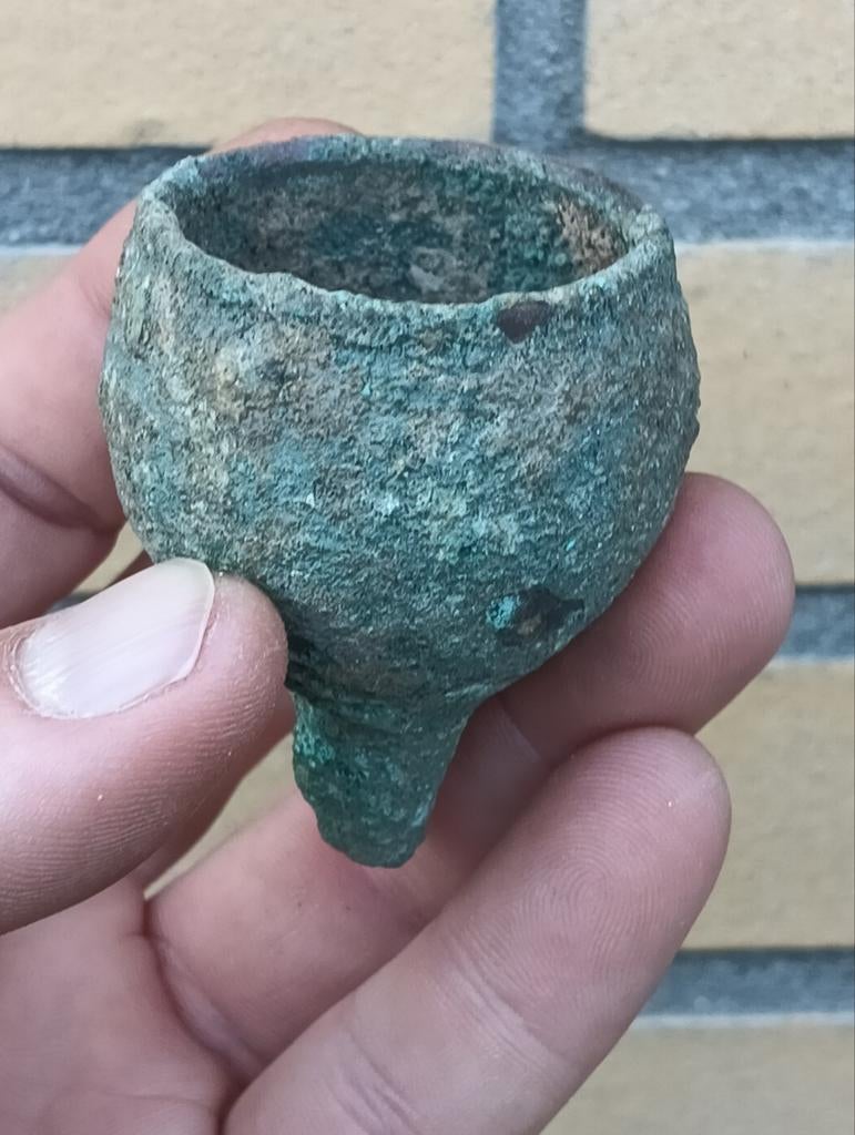 Romeins bronzen trechter bodemvondst, Ophalen of Verzenden
