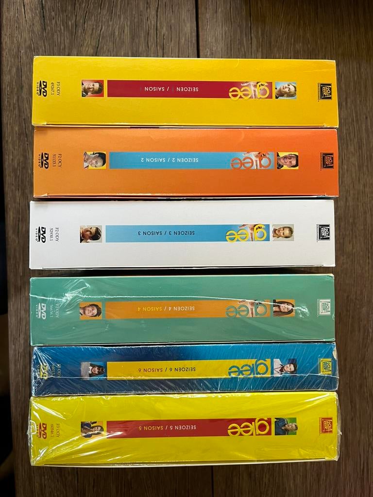 Glee dvd’s 6 complete seizoenen, Ophalen, Zo goed als nieuw