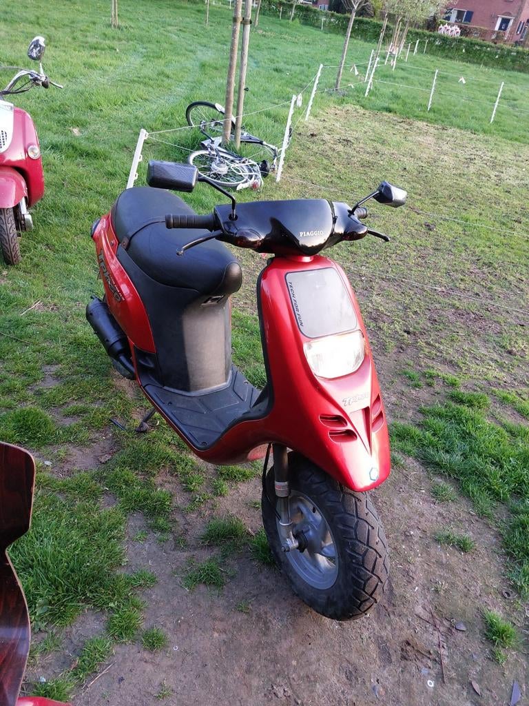 Piaggio typhoon 50cc. Zonder kenteken, Fietsen en Brommers, Ophalen