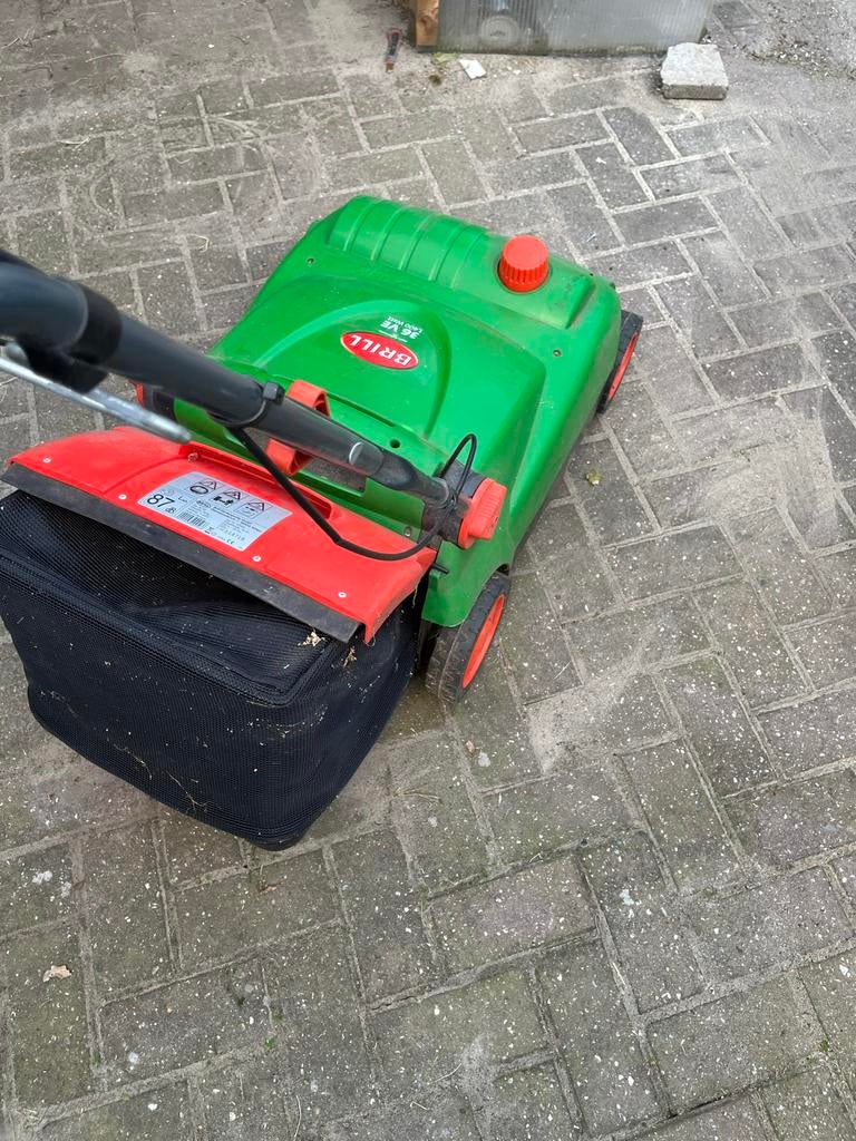 Verticuteermachine Brill 36 VE - Goed werkend (los contact), Ophalen, Gebruikt, Elektrisch