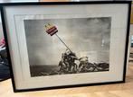 Ingelijste poster Amerikaanse soldaten met McDonald's vlag, Ophalen of Verzenden