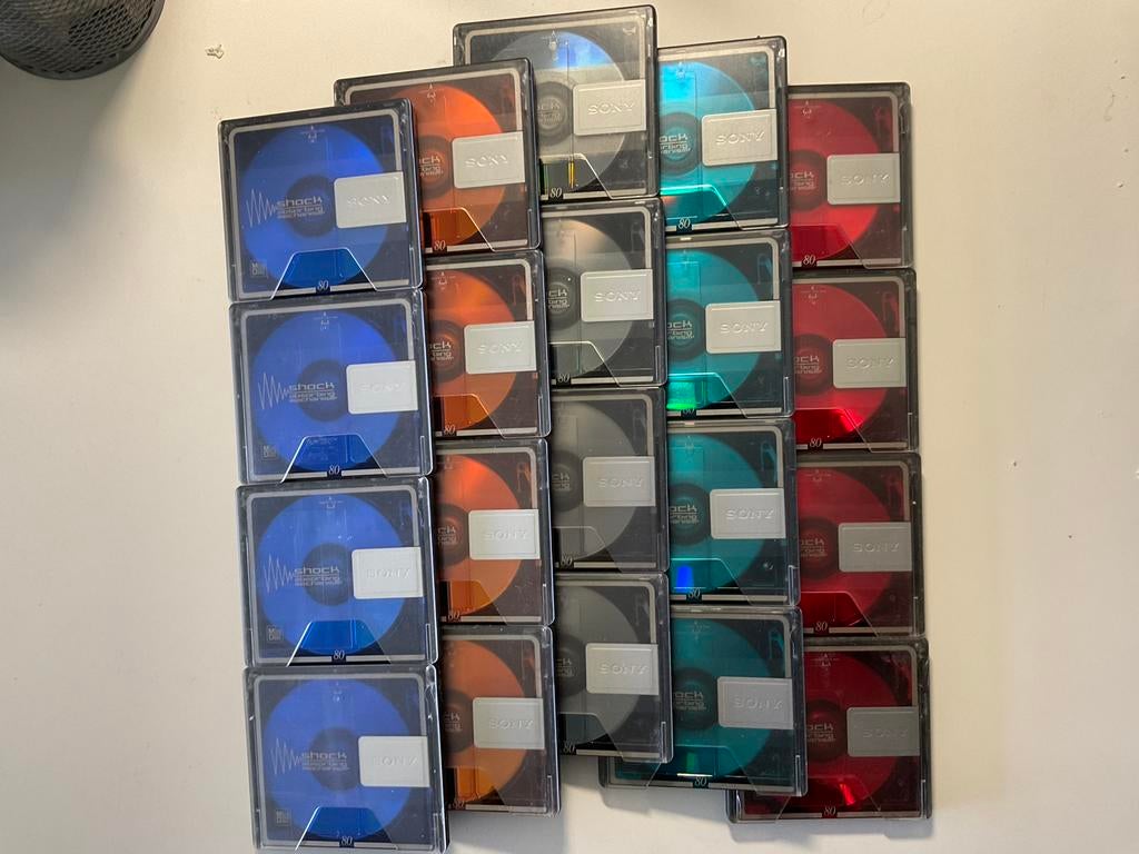 Minidisc’s. SONY COLOR COLECTION 20x   als nieuw. 80 minuten, Ophalen of Verzenden