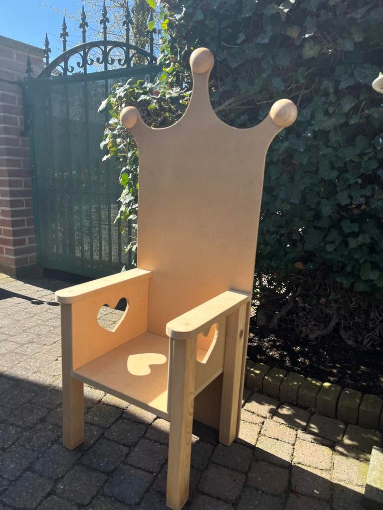 Houten kinderstoel Helemaal nieuw! €25,-, Ophalen, Nieuw, Stoel(en)