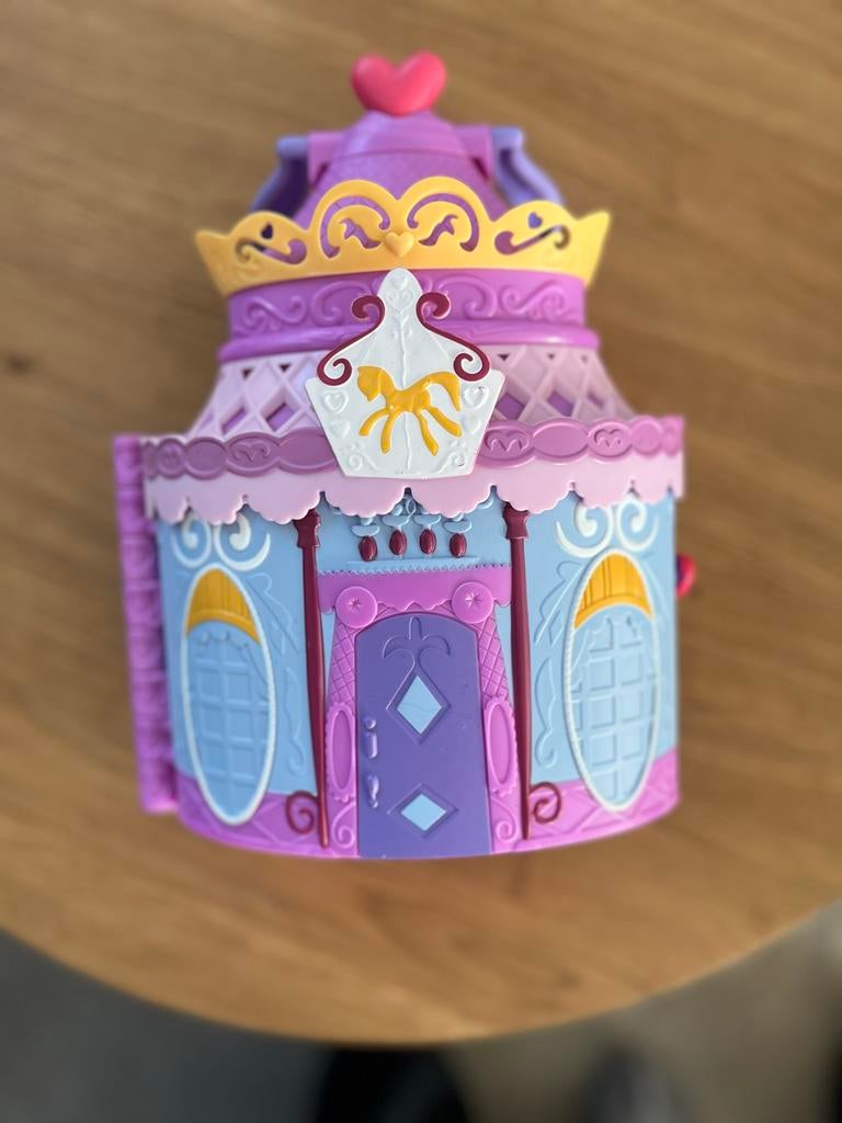 My Little Pony Boutique Carrousel (zonder accessoires), Kinderen en Baby's, Speelgoed | My Little Pony, Ophalen of Verzenden, Zo goed als nieuw